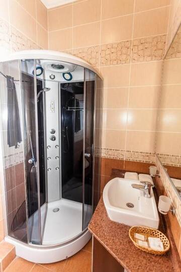 Фото номера Двухместный номер с 1 кроватью Отель Отель Корона г. Тирасполь 22