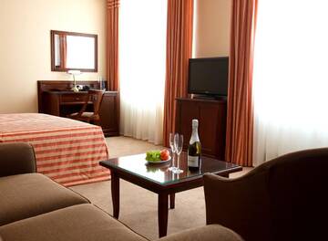 Фото номера Полулюкс Отель CityClub Hotel г. Тирасполь 5