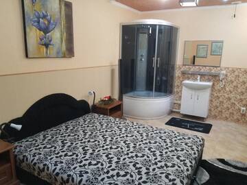 Фото номера Двухместный номер Делюкс с 1 кроватью и душем Хостелы Like Home Hostel г. Тирасполь 6